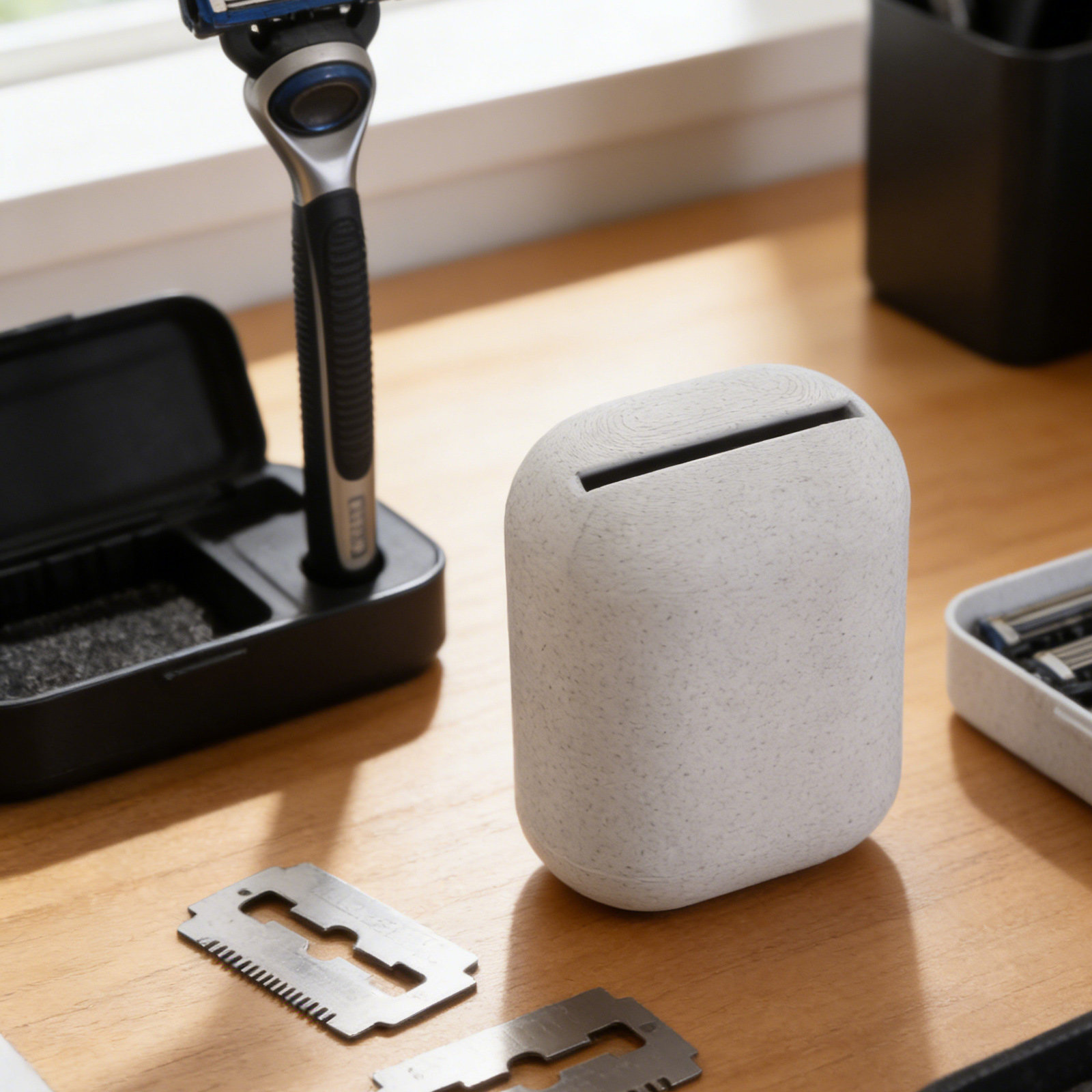 Blade Bank Disposal Container  - Home Barber recensie en prijs